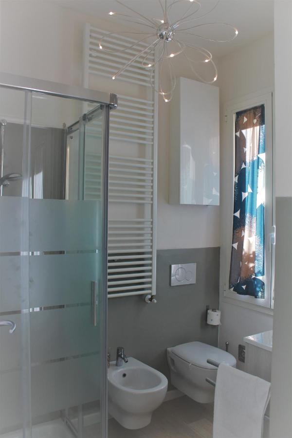 Little Secret Apartment By Wonderful Italy Bologna Luaran gambar